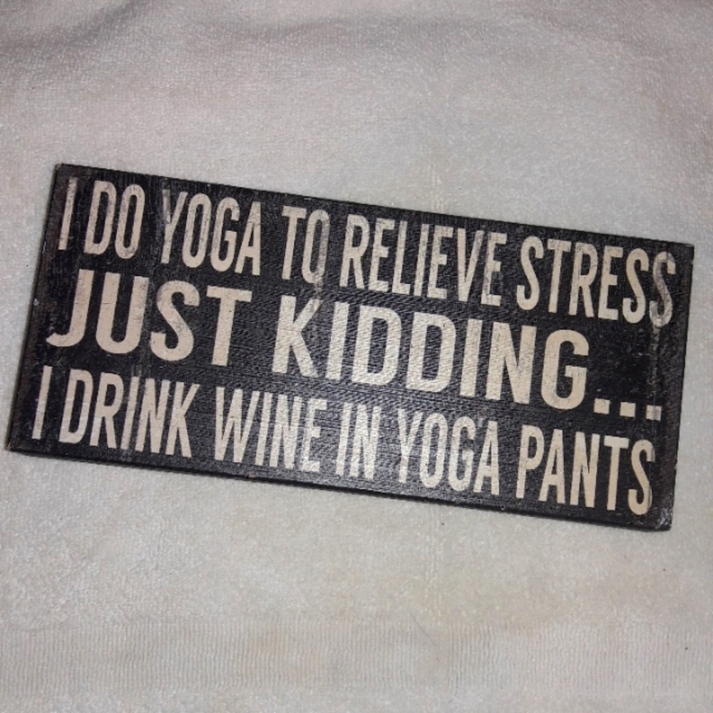 🧘 Wooden Wall Decor Quote "I Do Yoga..." Plaque Home Decoration Wall Hanging